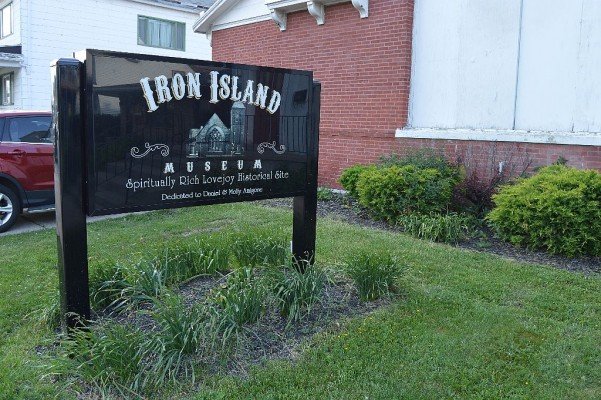 Iron Island Museum 001