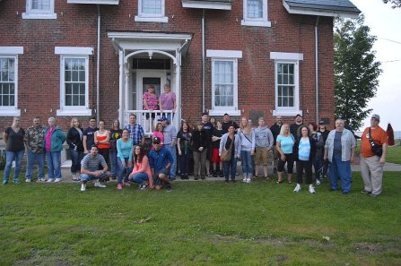 A nice group of attendees having fun on a recent tour.