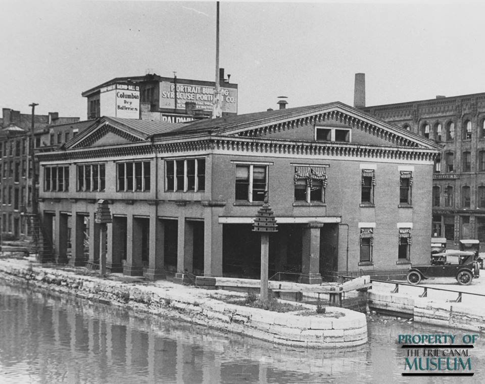 Erie Canal Museum1